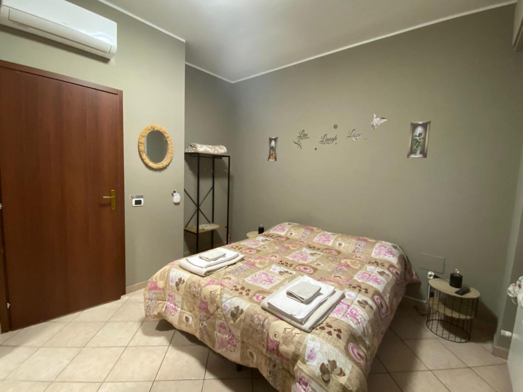Casa Giulia Forum Assago M2 M1 Milano Centro Corsico Esterno foto